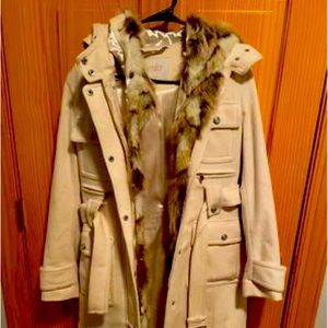 Laundry cream wool long jacket with detachable fur size 2